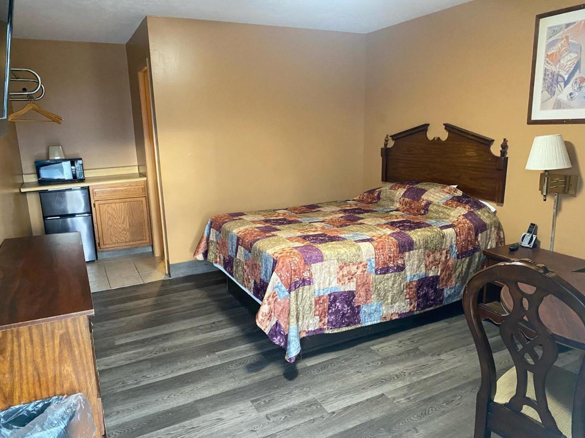 Hoosier Travel Lodge Jeffersonville Eksteriør bilde